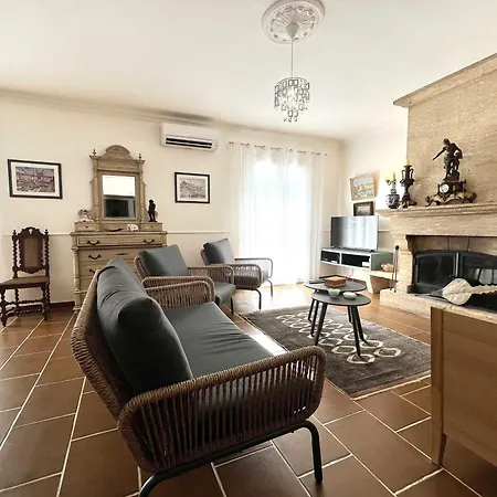 Avec Piscine Dans