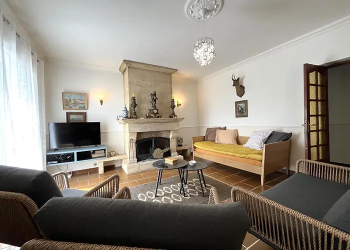 Avec Piscine Dans Апартаменты