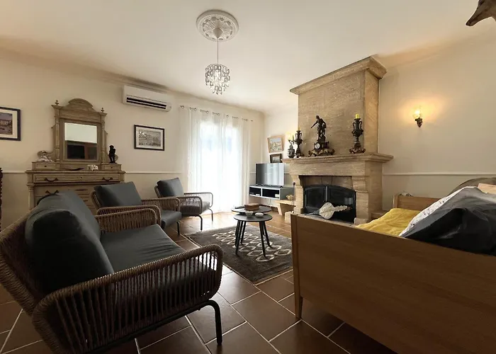 Avec Piscine Dans Апартаменты